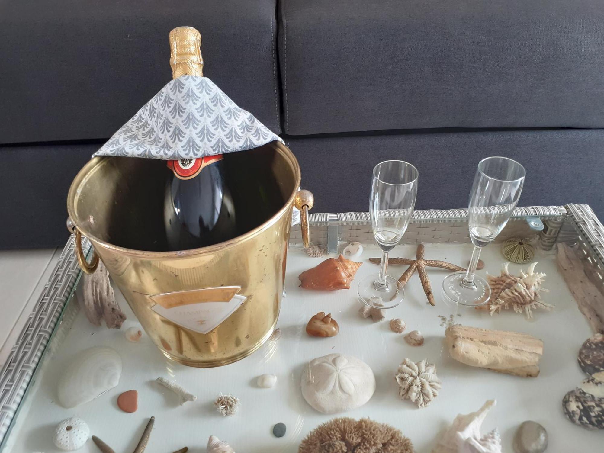 勒罗贝尔 A L'Arche Bleue酒店 外观 照片